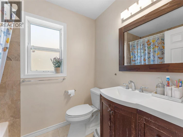 580 N Spruceview Place, Kelowna, BC, V1V 1S7 - 20