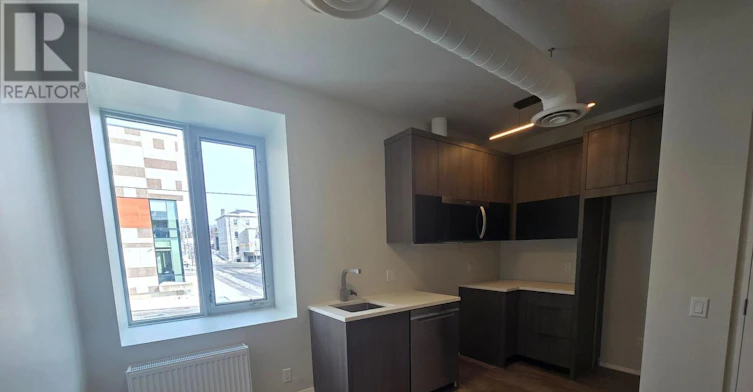 201-241 Front Street, Belleville, ON, K8N 2Z6 - 4