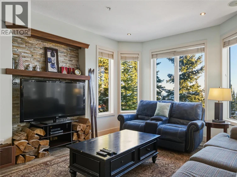 725 Monashee Road, Armstrong, BC, V1B 0S5 - 6