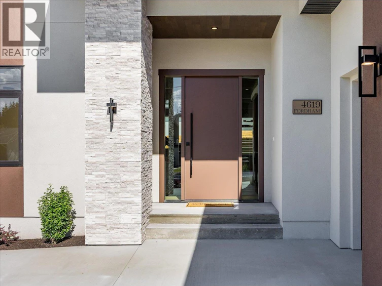4619 Fordham Road, Kelowna, BC, V1W 1P1 - 3
