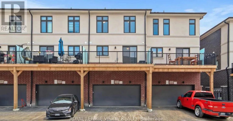 256-256 Townline Road N, Oshawa, ON, L1E 2J3 - 2