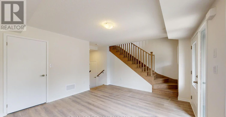 256-256 Townline Road N, Oshawa, ON, L1E 2J3 - 5