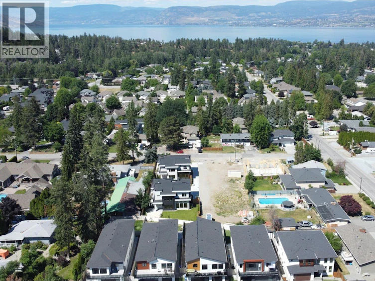 4617 Fordham Road, Kelowna, BC, V1W 1P1 - 3