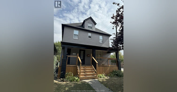 UPPER-792 Pierre, Windsor, ON, N9A 2K5