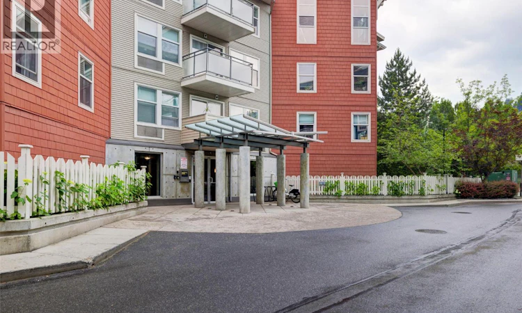 312-555 Yates Road