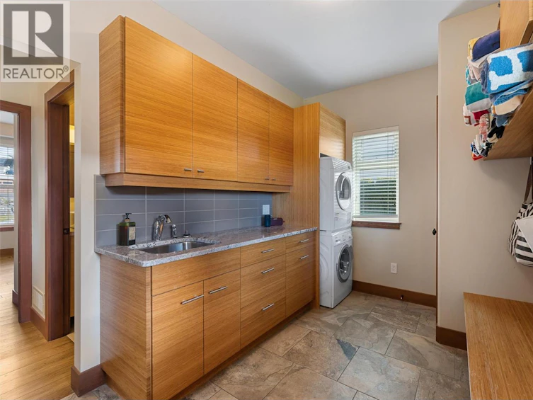959 Regal Road, West Kelowna, BC, V1Z 1S4 - 22