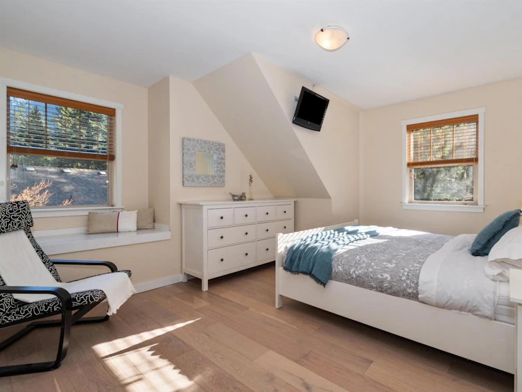 1774 Robins Roost Road, Cultus Lake, BC, V2R 0E1 - 23
