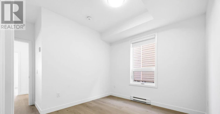 5-184 Woodroffe Avenue, Ottawa, ON, K2A 3T9 - 13