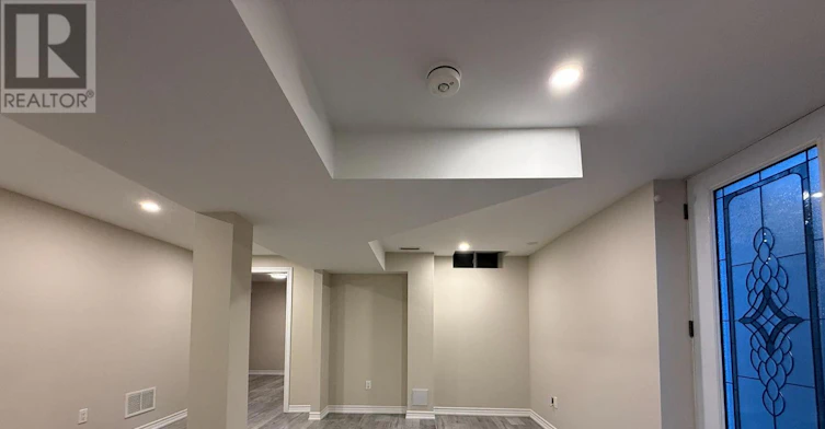 7 Redmond Drive, Ajax, ON, L1S 5R7 - 2