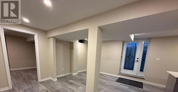 7 Redmond Drive, Ajax, ON, L1S 5R7 - 3