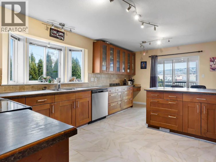 1690 Bann Street, Merritt, BC, V1K 1E9 - 9