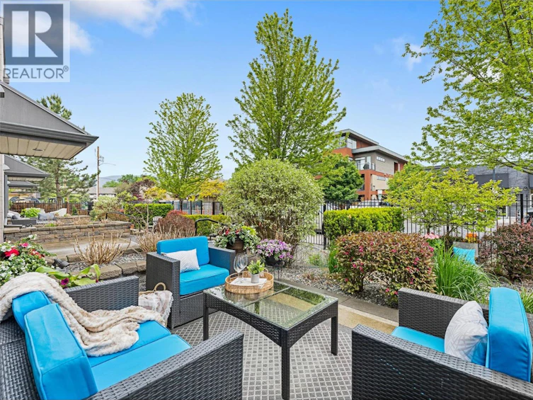 111-457 West Avenue, Kelowna, BC, V1Y 4Z3 - 6
