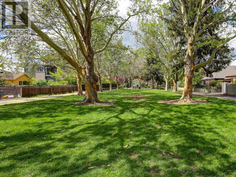 111-457 West Avenue, Kelowna, BC, V1Y 4Z3 - 8