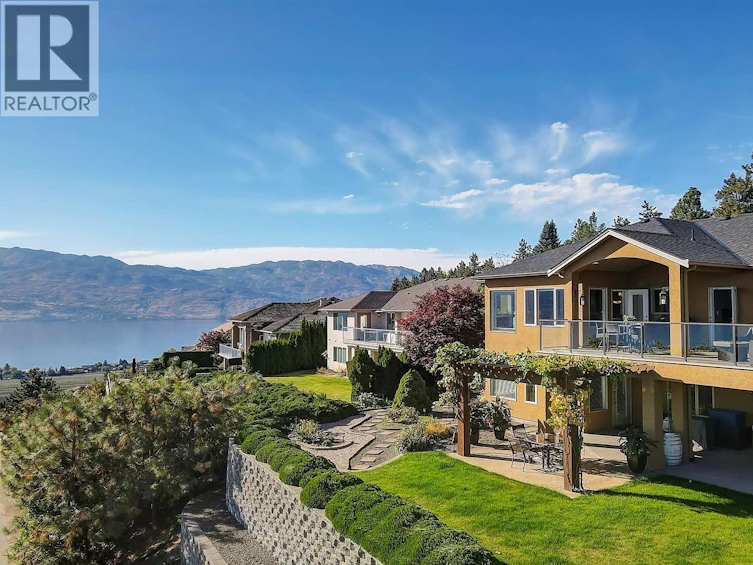 3529 Gala View Drive, West Kelowna, BC, V4T 2M3 - 4