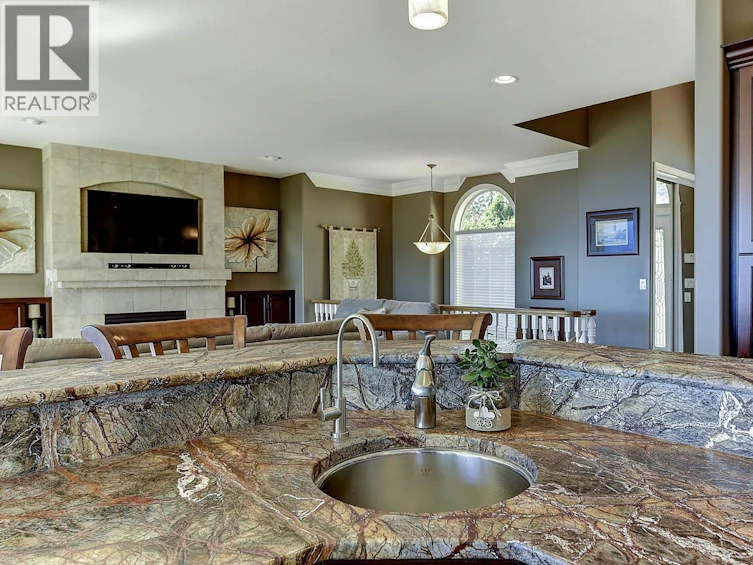 3529 Gala View Drive, West Kelowna, BC, V4T 2M3 - 13