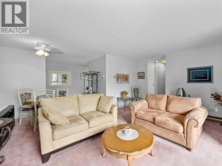 204-555 Rowcliffe Avenue, Kelowna, BC, V1Y 5Y8