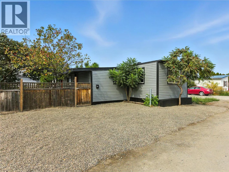 23-771 Athabasca Street, Kamloops, BC, V2H 1C8 - 2