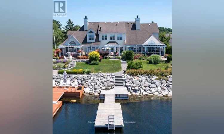 102 Wycliffe Cove