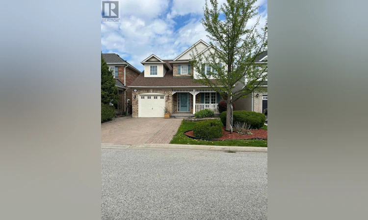 21 Vista Green Crescent