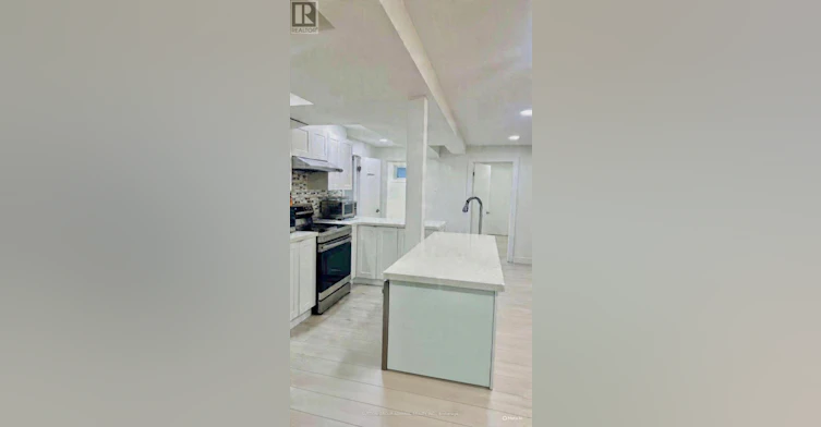 LOWER-25 Arbutus Crescent, Toronto, ON, M1P 1W8 - 6