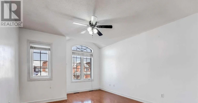 31 Vincent Street, Brampton, ON, L6R 0G8 - 16