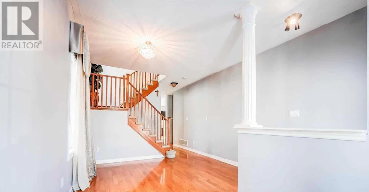 31 Vincent Street, Brampton, ON, L6R 0G8 - 11