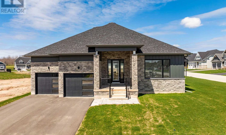 116 Laurens Lane