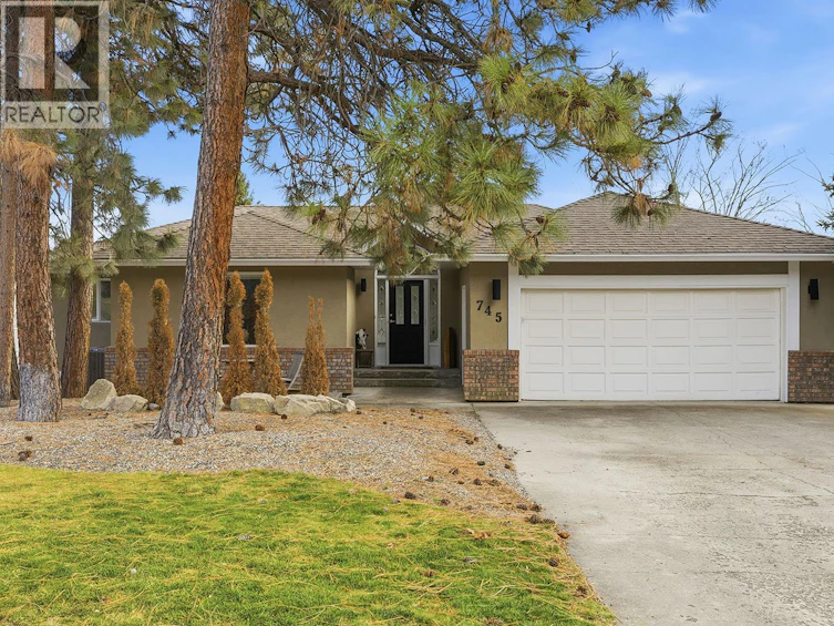 745 Cassiar Crescent, Kelowna, BC, V1V 1M7