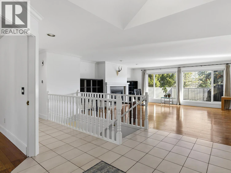 745 Cassiar Crescent, Kelowna, BC, V1V 1M7 - 9