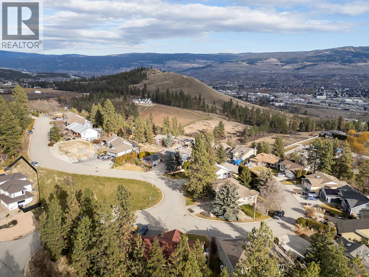 745 Cassiar Crescent, Kelowna, BC, V1V 1M7 - 50