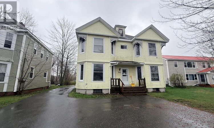 261 Marsh Street