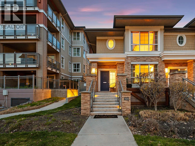 1123 Sunset Drive, Kelowna, BC, V1Y 9Z5 - 2