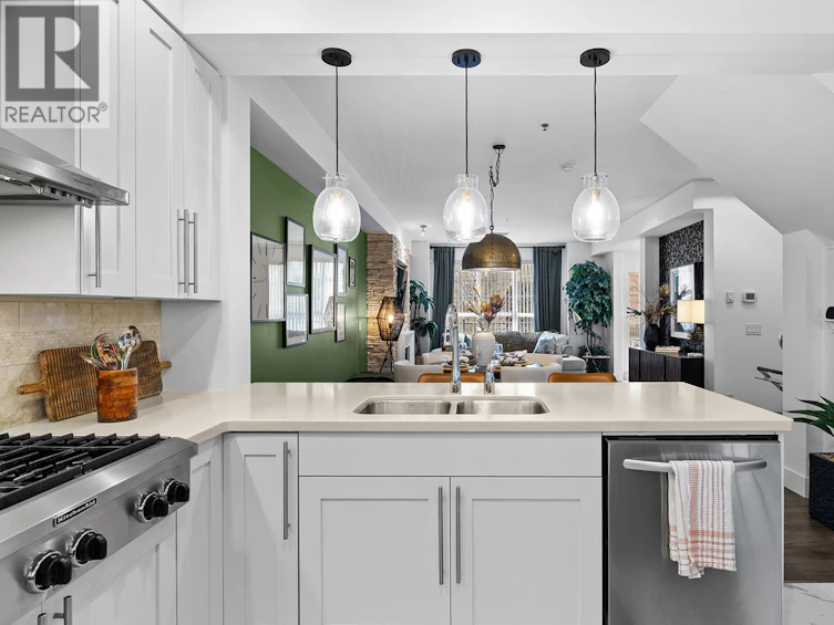 1123 Sunset Drive, Kelowna, BC, V1Y 9Z5 - 13