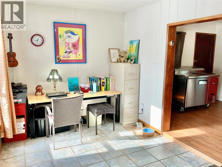 601 N Government Avenue, Greenwood, BC, V0H 1J0 - 18