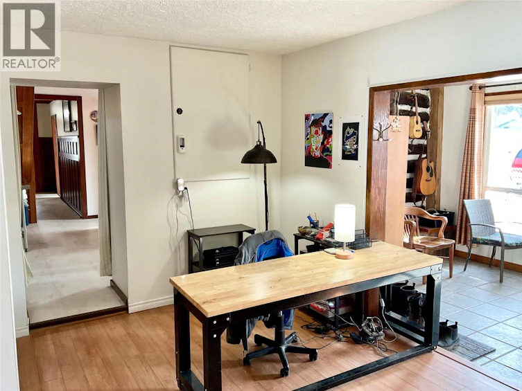 601 N Government Avenue, Greenwood, BC, V0H 1J0 - 21