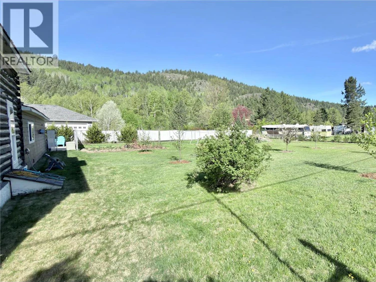 601 N Government Avenue, Greenwood, BC, V0H 1J0 - 8