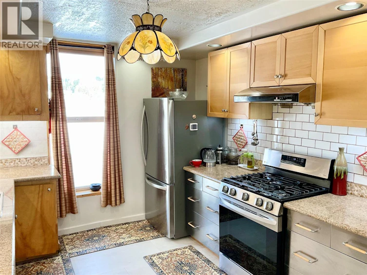 601 N Government Avenue, Greenwood, BC, V0H 1J0 - 31