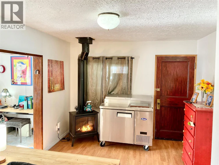601 N Government Avenue, Greenwood, BC, V0H 1J0 - 20