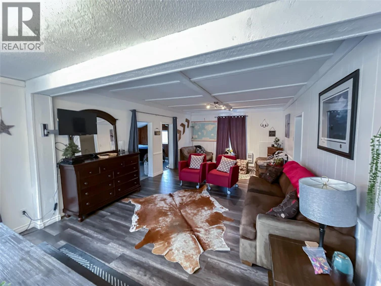 5844 33 Highway, Beaverdell, BC, V0H 1Y0 - 12
