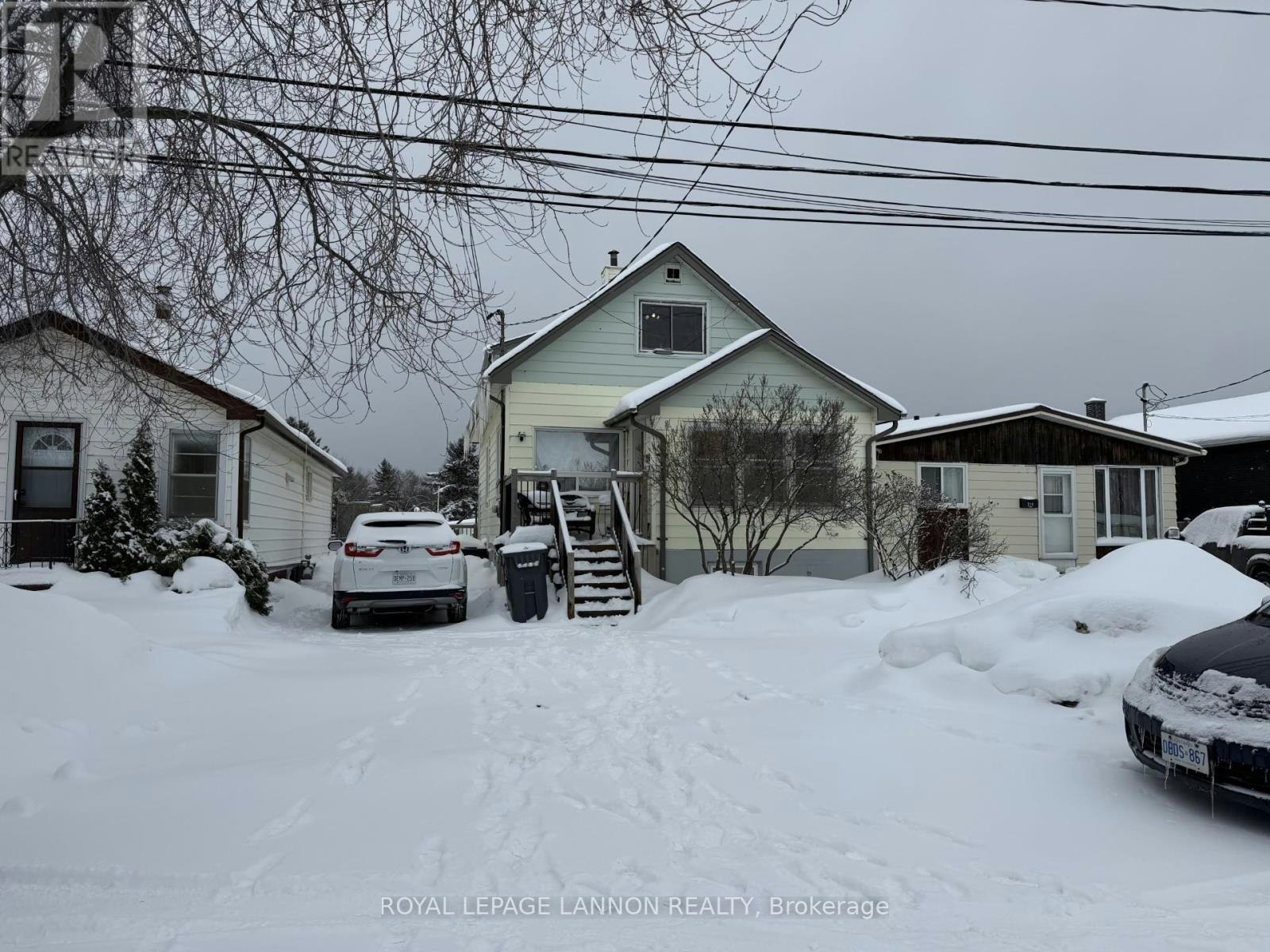 216 Ontario Street, Thunder Bay, ON, P7B 3G8