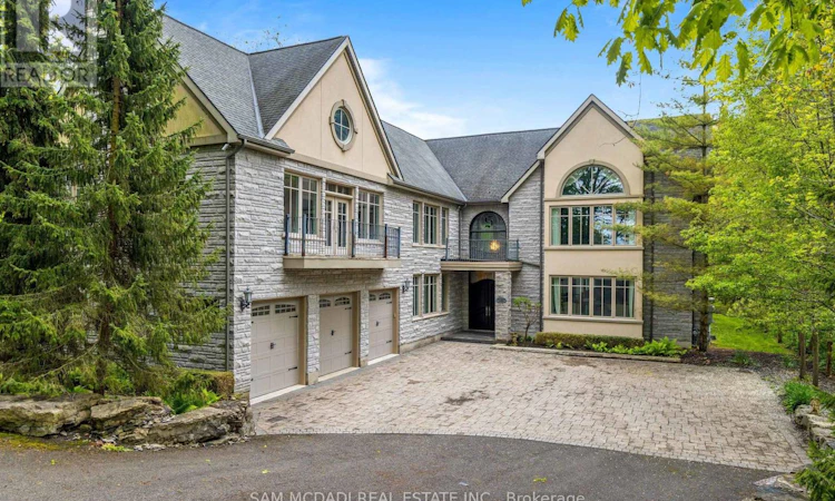 839 Lakeshore Road