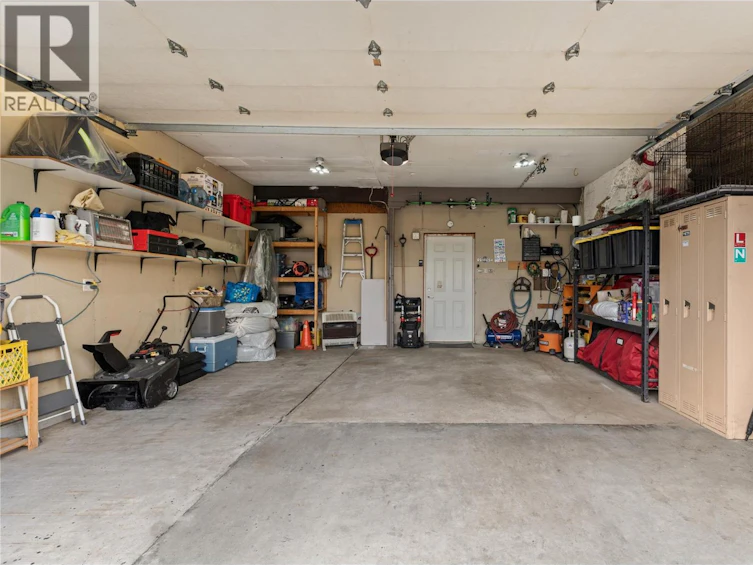 932 Mccartney Road, West Kelowna, BC, V1Z 1S1 - 46