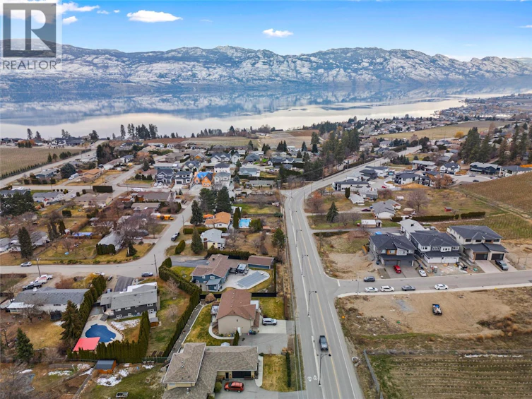 932 Mccartney Road, West Kelowna, BC, V1Z 1S1 - 39