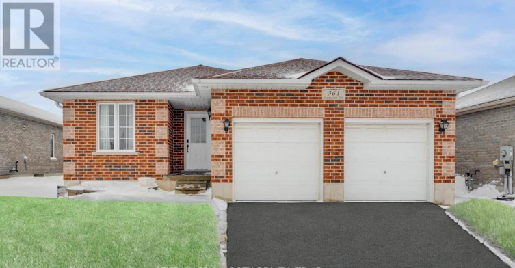 UPPER-361 Georgian Drive, Barrie, ON, L4M 7A2