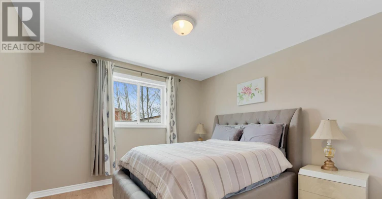UPPER-361 Georgian Drive, Barrie, ON, L4M 7A2 - 11