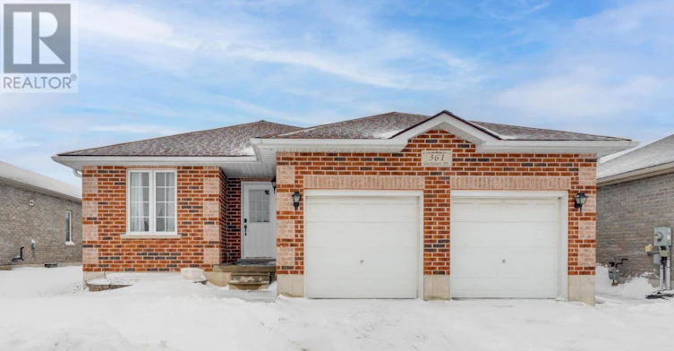 UPPER-361 Georgian Drive, Barrie, ON, L4M 7A2