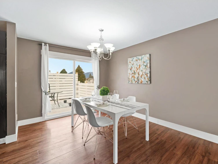 8867 Hazel Street, Chilliwack, BC, V2P 7C1 - 11