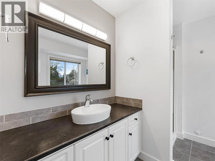 774 Varney Court, Kelowna, BC, V1W 3Z2 - 39