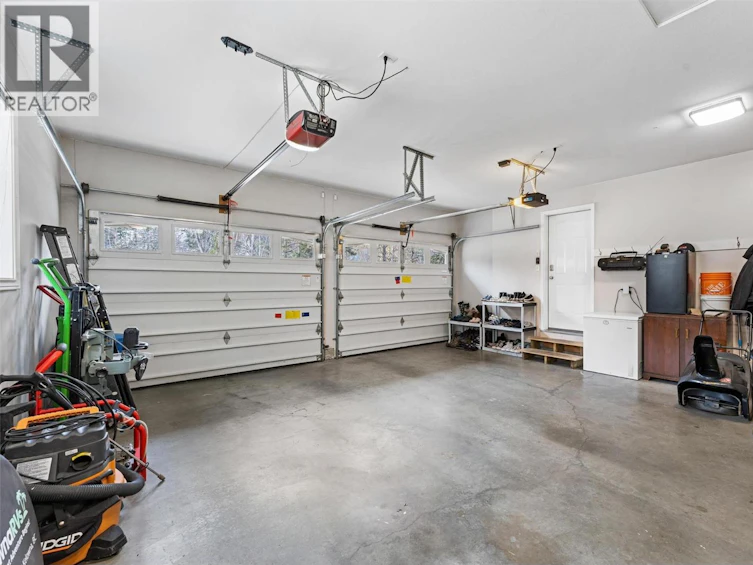 774 Varney Court, Kelowna, BC, V1W 3Z2 - 57