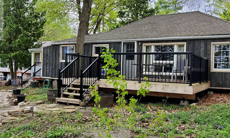 168 Lakebreeze Road